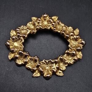 Gold Tone Floral Wreath Brooch Frame Oval Brass Stamping Vintage
